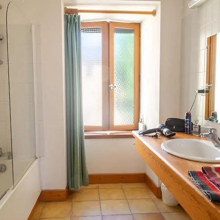 Le Clos Fleuri 4 Personnes Du Couvent Casa vacanze Saint-Georges-de-Levejac